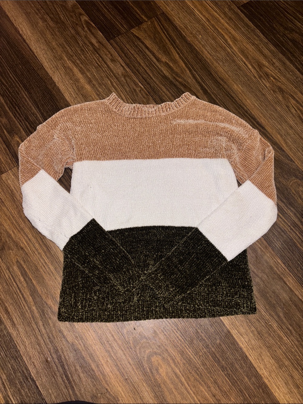 Colorblock Pullover Sweater - Tan, White & Dark Green